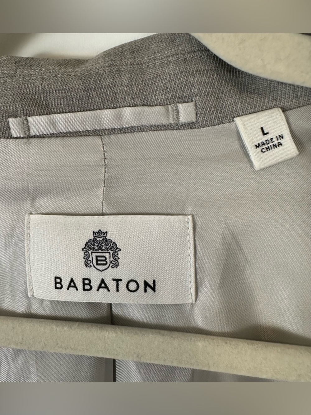 Aritzia Babaton Millions Blazer - Picture 9 of 15